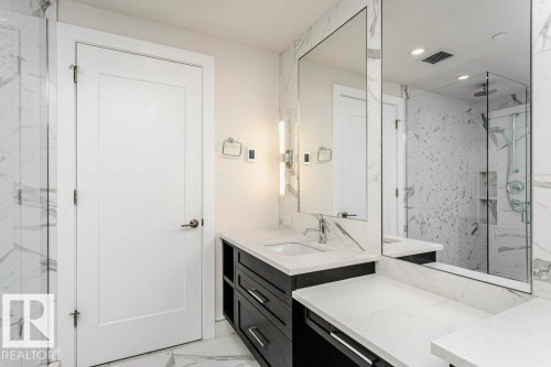 904 14105 West Block Drive, Edmonton, AB - Indoor Photo Showing Bathroom