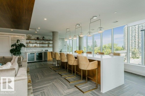 904 14105 West Block Drive, Edmonton, AB - Indoor