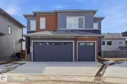 6716 KNOX Crest SW  Edmonton, AB T6W 4R3