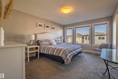 9815 225 Street, Edmonton, AB - Indoor Photo Showing Bedroom