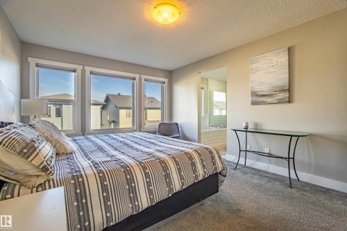 9815 225 Street, Edmonton, AB - Indoor Photo Showing Bedroom
