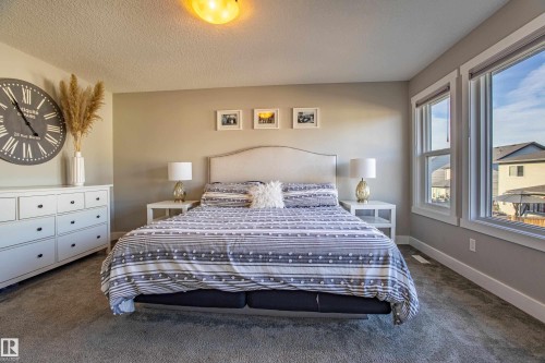 9815 225 Street, Edmonton, AB - Indoor Photo Showing Bedroom