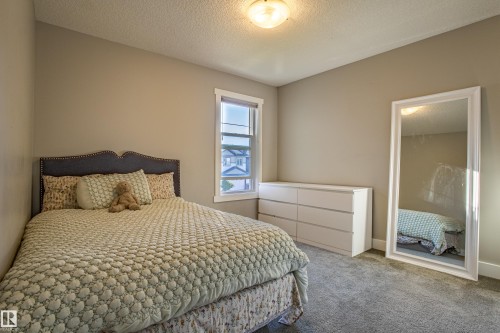 9815 225 Street, Edmonton, AB - Indoor Photo Showing Bedroom