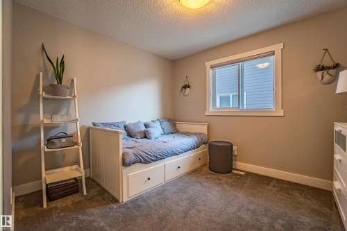 9815 225 Street, Edmonton, AB - Indoor Photo Showing Bedroom
