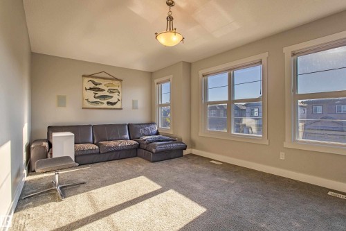 9815 225 Street, Edmonton, AB - Indoor Photo Showing Living Room