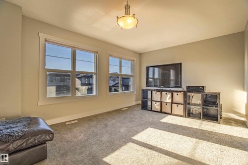 9815 225 Street, Edmonton, AB - Indoor