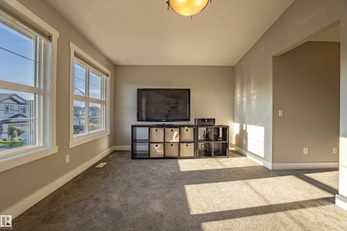 9815 225 Street, Edmonton, AB - Indoor