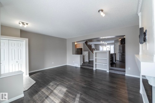 6938 23 Avenue, Edmonton, AB - Indoor
