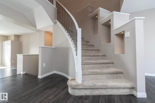 6938 23 Avenue, Edmonton, AB - Indoor Photo Showing Other Room