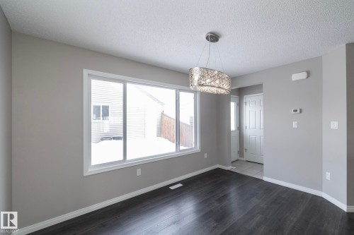 6938 23 Avenue, Edmonton, AB - Indoor Photo Showing Other Room