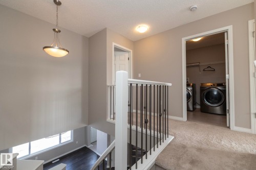 6938 23 Avenue, Edmonton, AB - Indoor