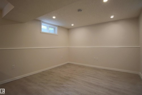 4830 32 Avenue, Edmonton, AB - Indoor