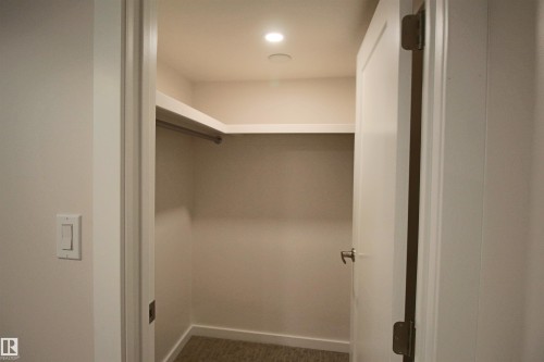 4830 32 Avenue, Edmonton, AB - Indoor