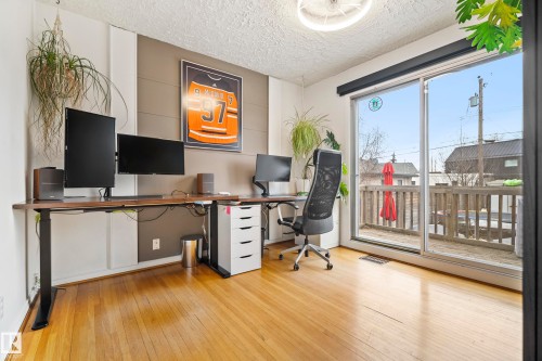Can also be considered a bedroom - 13519 110 A Avenue, Edmonton, AB - Indoor Photo Showing Office