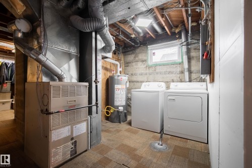 13519 110 A Avenue, Edmonton, AB - Indoor Photo Showing Laundry Room