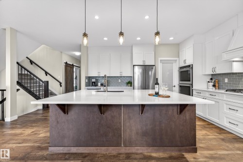 38 Eternity Crescent, St. Albert, AB - Indoor Photo Showing Kitchen With Upgraded Kitchen