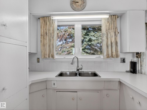 3642 Ada Boulevard, Edmonton, AB - Indoor Photo Showing Kitchen With Double Sink