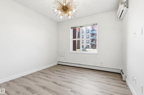 105 304 Ambleside Link Link, Edmonton, AB - Indoor Photo Showing Other Room