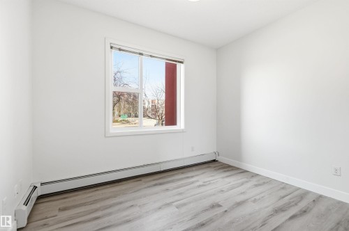 105 304 Ambleside Link Link, Edmonton, AB - Indoor Photo Showing Other Room
