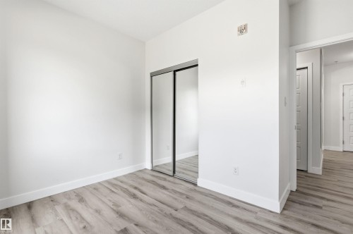 105 304 Ambleside Link Link, Edmonton, AB - Indoor Photo Showing Other Room