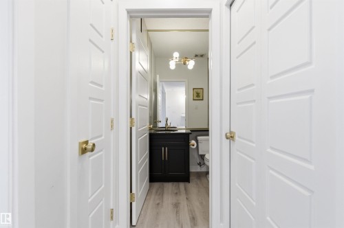 105 304 Ambleside Link Link, Edmonton, AB - Indoor Photo Showing Other Room