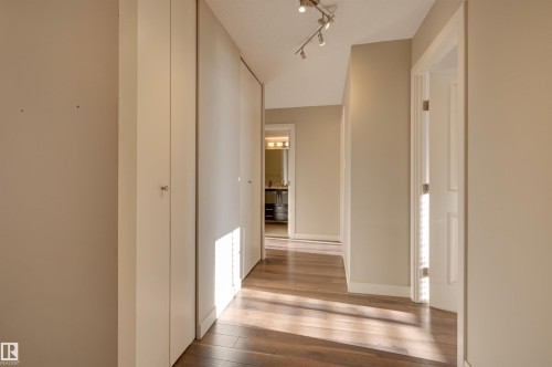 406 12141 Jasper Avenue, Edmonton, AB - Indoor Photo Showing Other Room