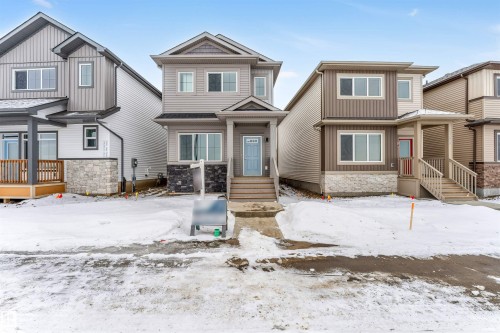 1027 Aster Boulevard, Edmonton, AB - Outdoor With Facade