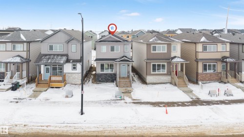 1027 Aster Boulevard, Edmonton, AB - Outdoor With Facade