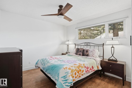 4111 121 Street, Edmonton, AB - Indoor Photo Showing Bedroom