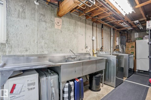 4111 121 Street, Edmonton, AB - Indoor Photo Showing Laundry Room