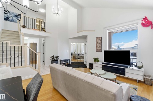 1324 116 Street, Edmonton, AB - Indoor