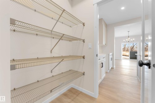 17811 7 St, Edmonton, AB - Indoor With Storage