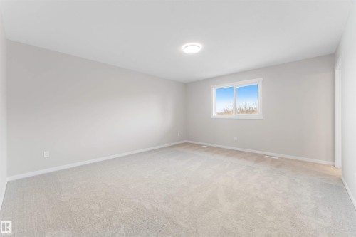 17839 7 St, Edmonton, AB - Indoor Photo Showing Other Room