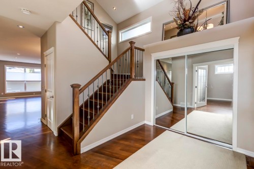 11122 52 Street, Edmonton, AB - Indoor Photo Showing Other Room