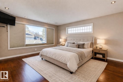 11122 52 Street, Edmonton, AB - Indoor Photo Showing Bedroom