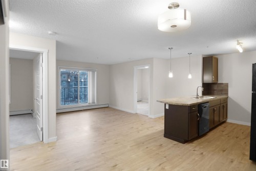 335 6076 Schonsee Way, Edmonton, AB - Indoor Photo Showing Kitchen