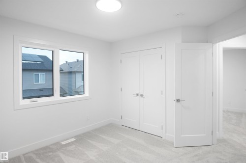 3050 Dixon Landing Landing, Edmonton, AB - Indoor Photo Showing Other Room