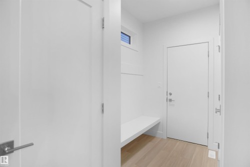 3050 Dixon Landing Landing, Edmonton, AB - Indoor Photo Showing Other Room