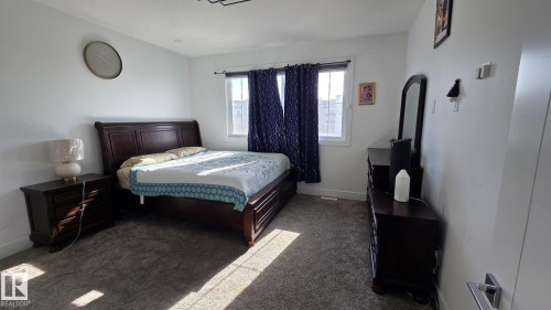 5306 Rue Eaglemont, Beaumont, AB - Indoor Photo Showing Bedroom