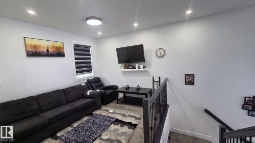 5306 Rue Eaglemont, Beaumont, AB - Indoor