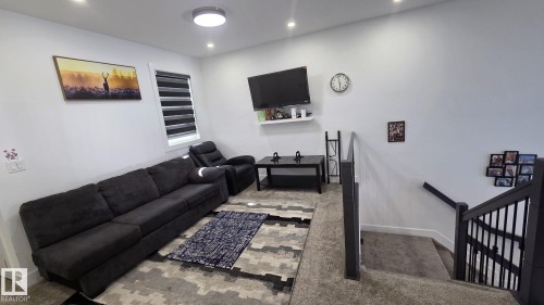 5306 Rue Eaglemont, Beaumont, AB - Indoor