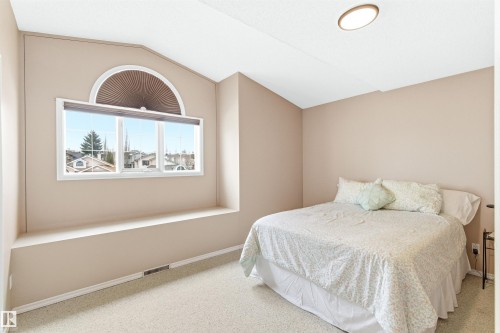 10 Harmony Place, St. Albert, AB - Indoor Photo Showing Bedroom