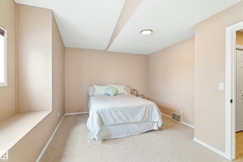 10 Harmony Place, St. Albert, AB - Indoor Photo Showing Bedroom