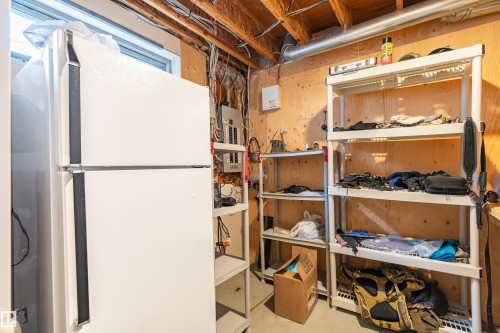 10 Harmony Place, St. Albert, AB - Indoor Photo Showing Other Room