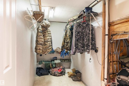 10 Harmony Place, St. Albert, AB - Indoor Photo Showing Other Room