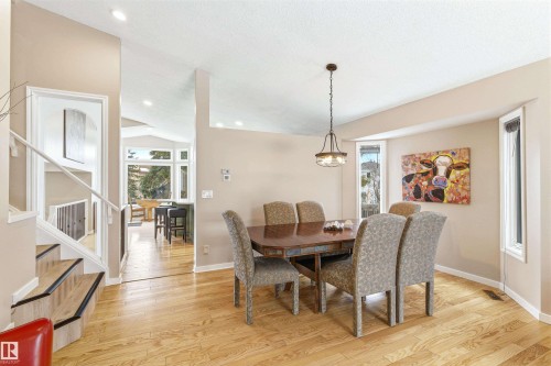 10 Harmony Place, St. Albert, AB - Indoor Photo Showing Dining Room