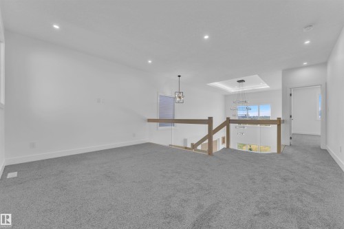 176 Caledon Crescent, Spruce Grove, AB - Indoor Photo Showing Other Room