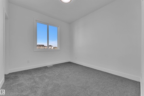 176 Caledon Crescent, Spruce Grove, AB - Indoor Photo Showing Other Room