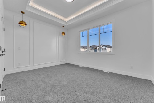 176 Caledon Crescent, Spruce Grove, AB - Indoor Photo Showing Other Room