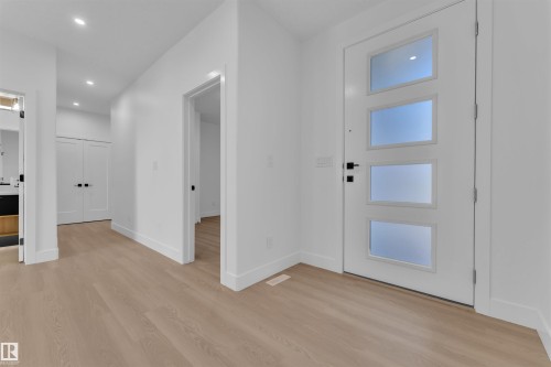 176 Caledon Crescent, Spruce Grove, AB - Indoor Photo Showing Other Room